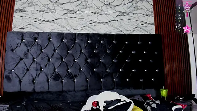 Emelyyy  online show from 12/14/24, 11:50