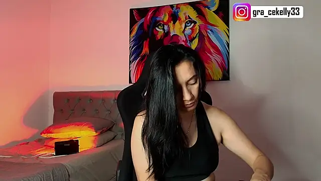 gracekelly12 online show from 02/17/25, 10:03