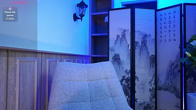 CattleyaScaly online show from 04/18/26, 11:36