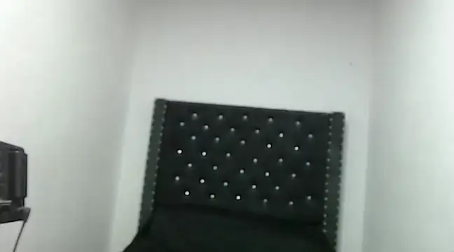 Snapshot of EbonyAscend chatting on 02/05/25, 01:22 EbonyAscend online show from 02/05/25, 01:22