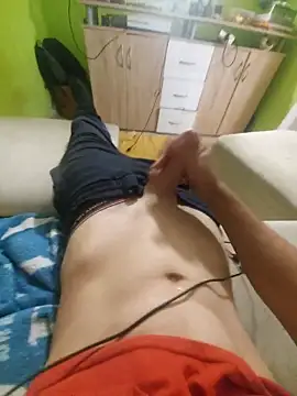 Deniell-01 online show from 11/08/25, 11:54