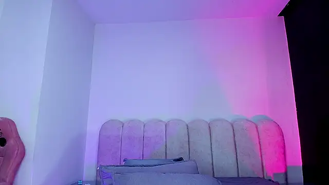 mia stanfort online show from 01/08/26, 07:16