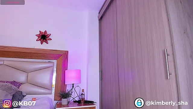 kimberly latin online show from 04/08/26, 07:03