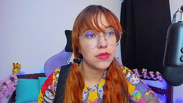  Moon Johnson online show from 11/06/25, 12:44