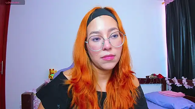 Snapshot of _Moon_Johnson chatting on 03/15/26, 09:43 Moon Johnson online show from 03/15/26, 09:43