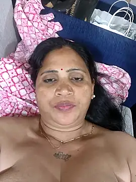 Snapshot of Neha8923 chatting on 03/10/25, 02:37 Neha8923 online show from 03/10/25, 02:37