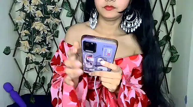 SUZY FROMUS online show from 02/15/25, 02:55