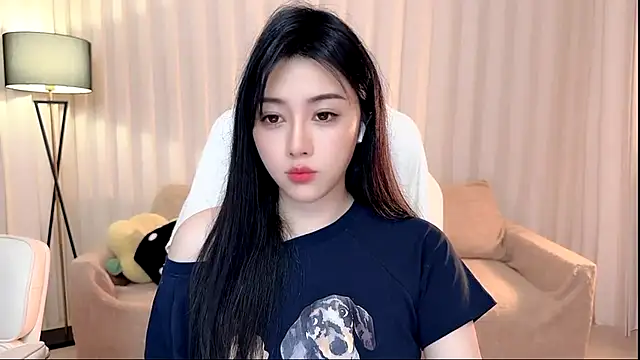 Snapshot of K-moumou chatting on 06/10/26, 03:00 K-moumou online show from 06/10/26, 03:00