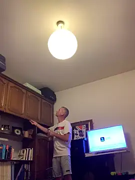 Snapshot of solomec chatting on 09/18/25, 08:11 solomec online show from 09/18/25, 08:11