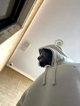 Backshort11 online show from 11/03/25, 03:13