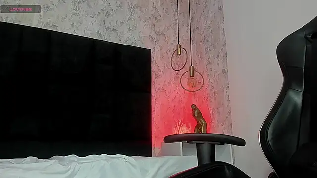 GabrielaBlake  online show from 03/12/25, 12:20