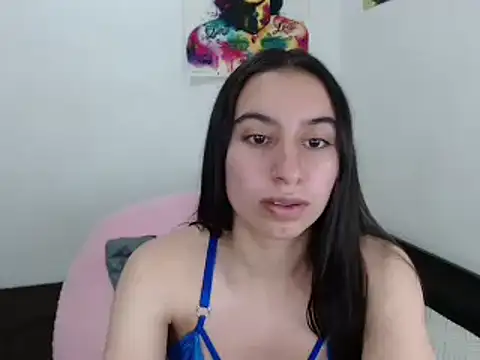 Snapshot of Lunaxx21 chatting on 01/12/25, 11:17 Lunaxx21 online show from 01/12/25, 11:17