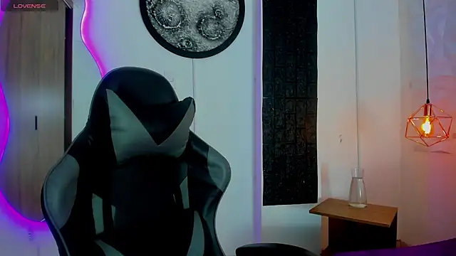 tatiana sc online show from 10/03/25, 01:19