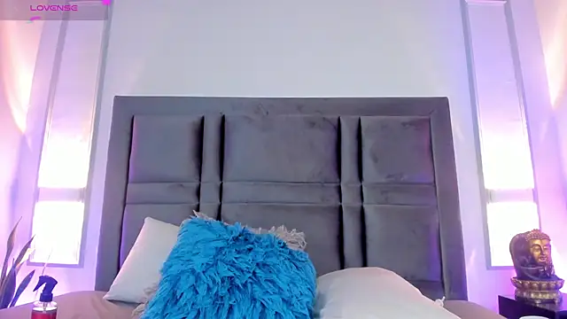 EmmaBecket2 online show from 02/12/25, 09:52