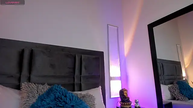 EmmaBecket2 online show from 02/17/25, 03:47