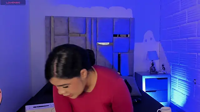 EmmaBecket2 online show from 10/08/25, 12:14