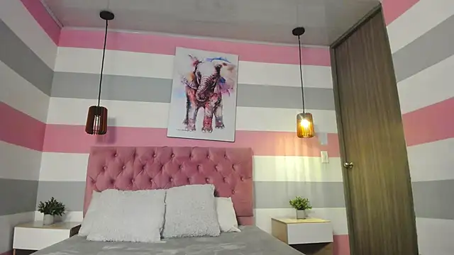 Snapshot of Carol_Pinter chatting on 01/24/25, 12:10 Carol Pinter online show from 01/24/25, 12:10