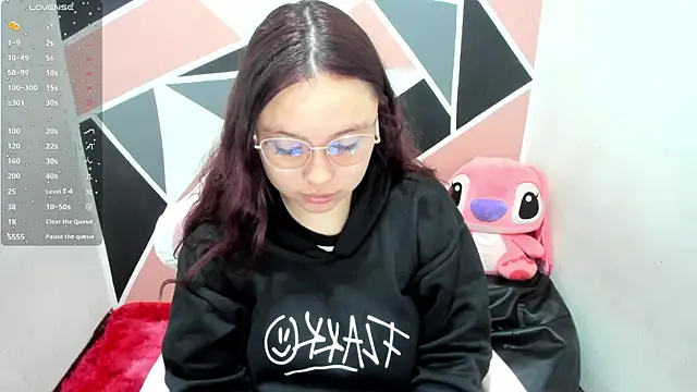 Snapshot of Carol_Pinter chatting on 09/15/25, 07:25 Carol Pinter online show from 09/15/25, 07:25