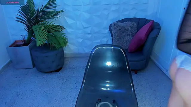 Snapshot of Danielacossio chatting on 03/21/25, 04:06 Danielacossio online show from 03/21/25, 04:06