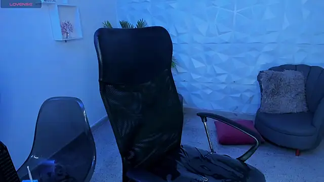 Snapshot of Danielacossio chatting on 03/21/25, 07:11 Danielacossio online show from 03/21/25, 07:11