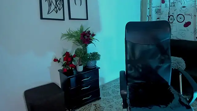 Snapshot of Danielacossio chatting on 09/11/25, 04:01 Danielacossio online show from 09/11/25, 04:01