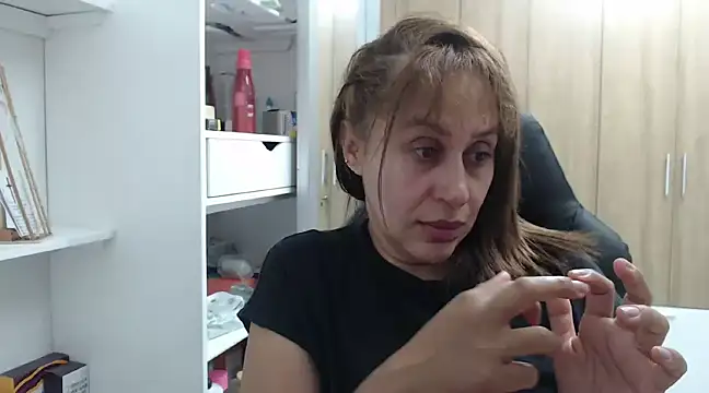 RoxanaLove9 online show from 01/16/25, 04:28