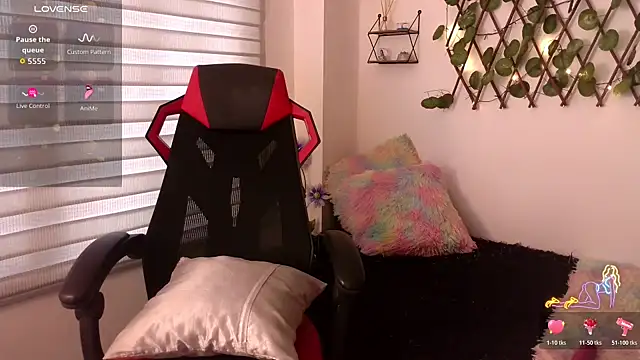 EmberEyes 999 online show from 11/11/25, 08:42