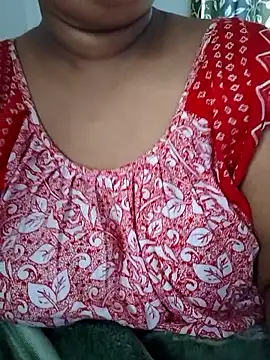 Hottyalia online show from 01/10/26, 08:49