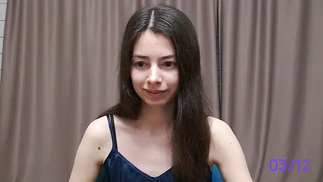 Snapshot of sweet_sweet_angel chatting on 12/03/24, 02:38 sweet sweet angel online show from 12/03/24, 02:38