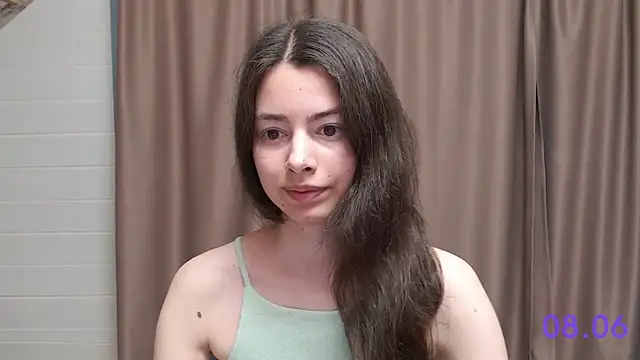 Snapshot of sweet_sweet_angel chatting on 06/08/26, 08:37 sweet sweet angel online show from 06/08/26, 08:37