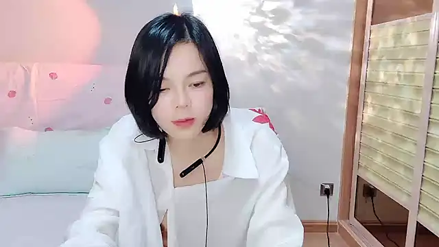 Linda-LL online show from 03/17/25, 02:56