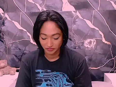 Snapshot of indianspicey chatting on 09/22/25, 06:37 indianspicey online show from 09/22/25, 06:37