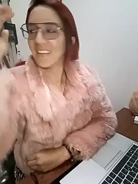 your red rose  online show from 12/11/24, 04:31