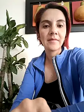 your red rose  online show from 01/11/25, 05:40