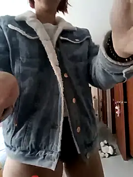 your red rose  online show from 02/23/25, 02:14