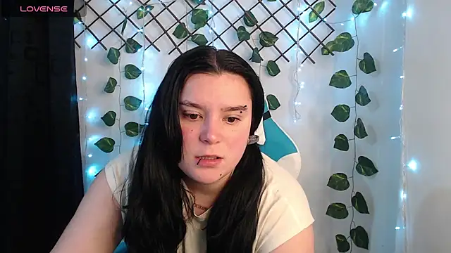 Nika 1  online show from 04/19/26, 01:27