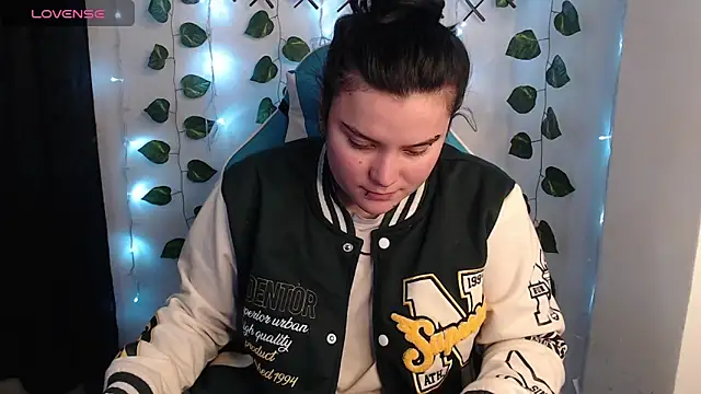 Nika 1  online show from 04/20/26, 01:19