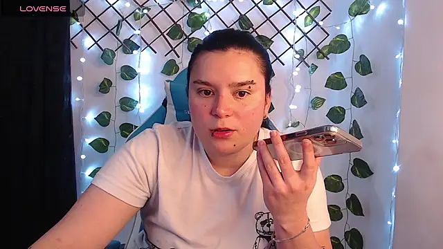 Nika 1  online show from 04/25/26, 03:31