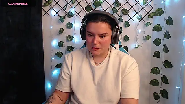 Nika 1  online show from 05/11/26, 12:38