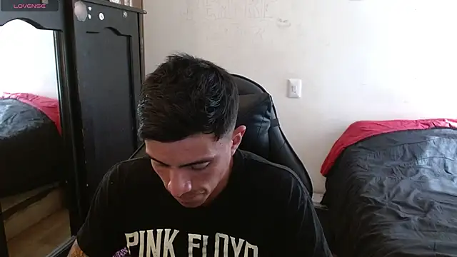 Snapshot of kv___xxx_ chatting on 09/11/25, 07:36 kv   xxx  online show from 09/11/25, 07:36