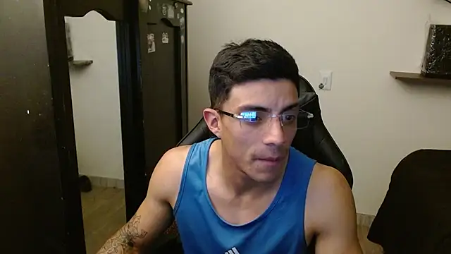 kv   xxx  online show from 02/20/26, 05:48