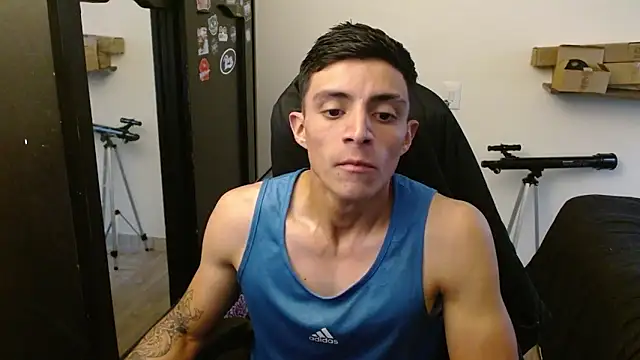 kv   xxx  online show from 04/22/26, 09:27