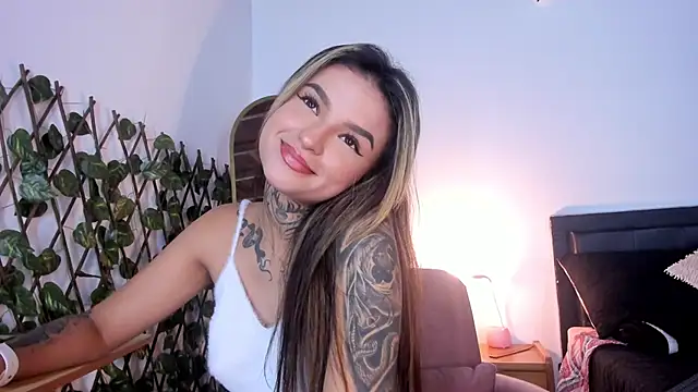 medussa13  online show from 10/06/25, 01:08