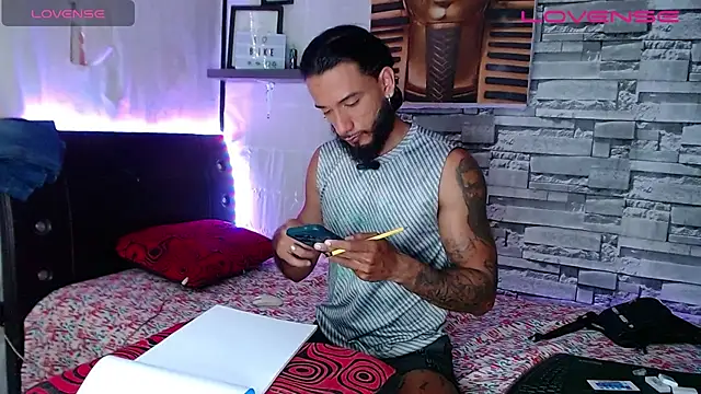 Snapshot of _jhon_connor_ chatting on 02/24/25, 01:24 jhon connor online show from 02/24/25, 01:24