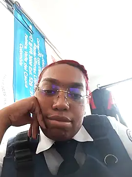 Cinnamon-Skin online show from 12/23/24, 08:14