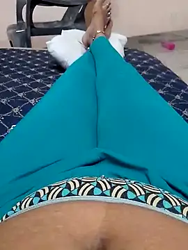 Snapshot of sneha_telugu_girl chatting on 01/02/25, 10:16 sneha telugu girl online show from 01/02/25, 10:16