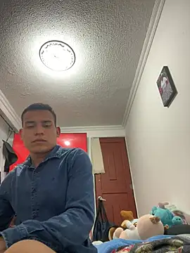 stiven-p23 online show from 04/23/26, 03:52