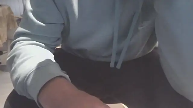 Landryyyyy online show from 05/21/26, 04:19