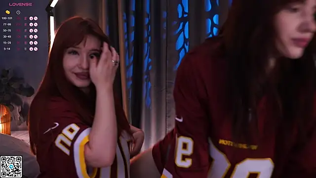 Snapshot of Wild_Wonders chatting on 11/23/25, 03:12 Wild Wonders online show from 11/23/25, 03:12