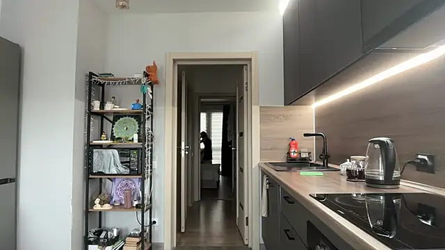 jainesummer online show from 10/22/25, 09:09